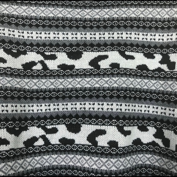 JOHN & JENN | GREY & BLACK TURTLENECK - M - Picture 6 of 15